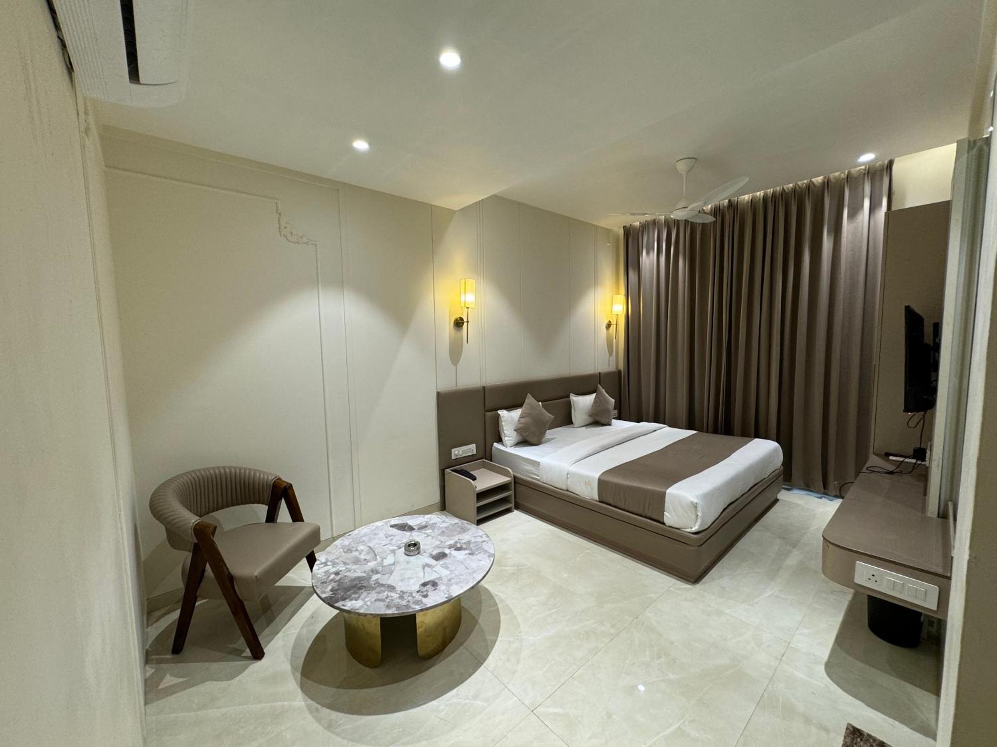 Hotel Fortune Inn Bhopal Extérieur photo